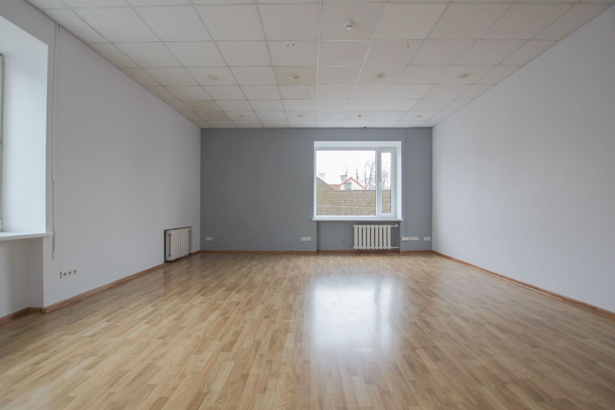 Pärnu linn, Pärnu linn, Kesklinn, Akadeemia 7