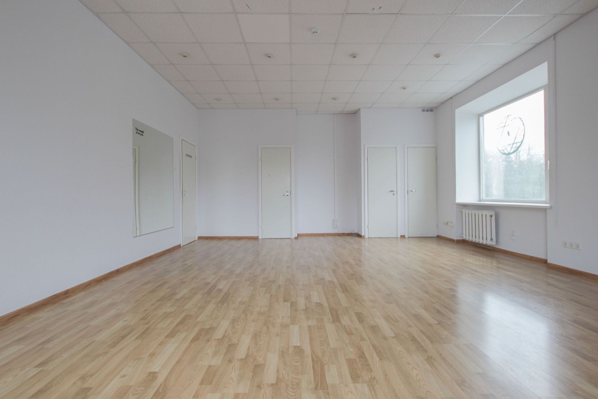 Pärnu linn, Pärnu linn, Kesklinn, Akadeemia 7