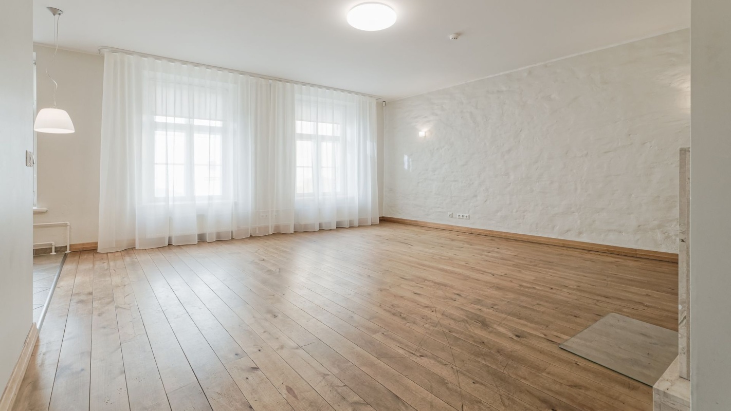 Tallinn, Kesklinna linnaosa, Vanalinna, Sulevimägi 2