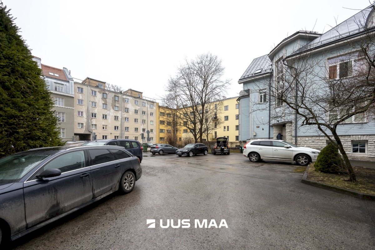 Tallinn, Kesklinna linnaosa, F.R. Kreutzwaldi 4a