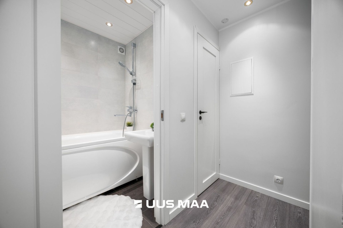 Tallinn, Kesklinna linnaosa, F.R. Kreutzwaldi 4a