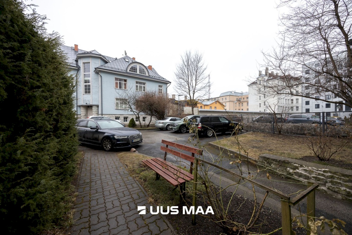 Tallinn, Kesklinna linnaosa, F.R. Kreutzwaldi 4a