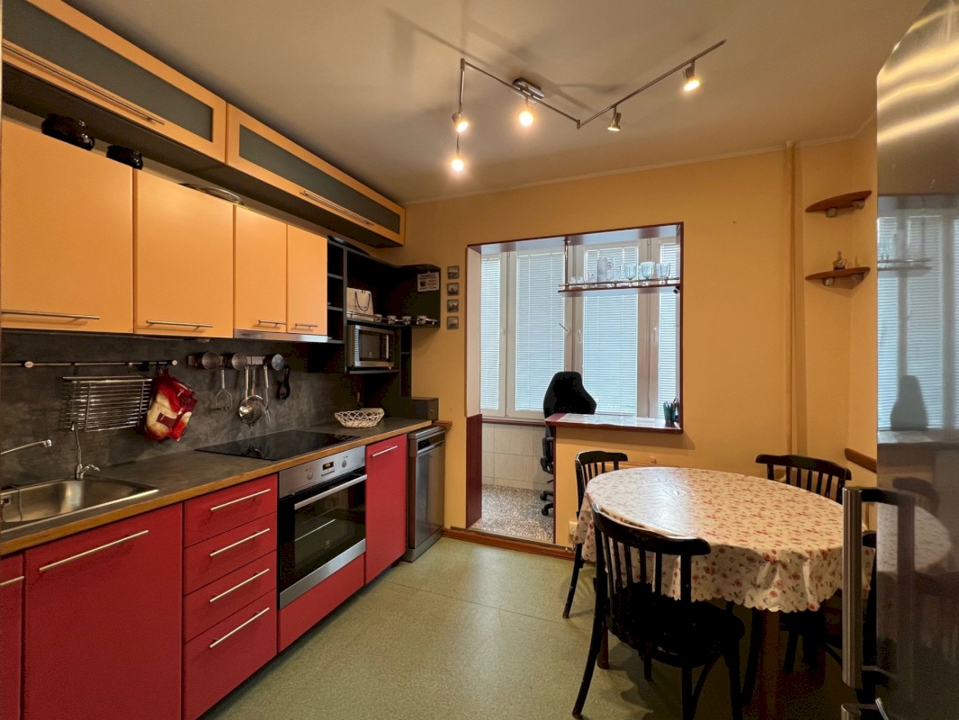 Tallinn, Lasnamäe linnaosa, Paekaare 52