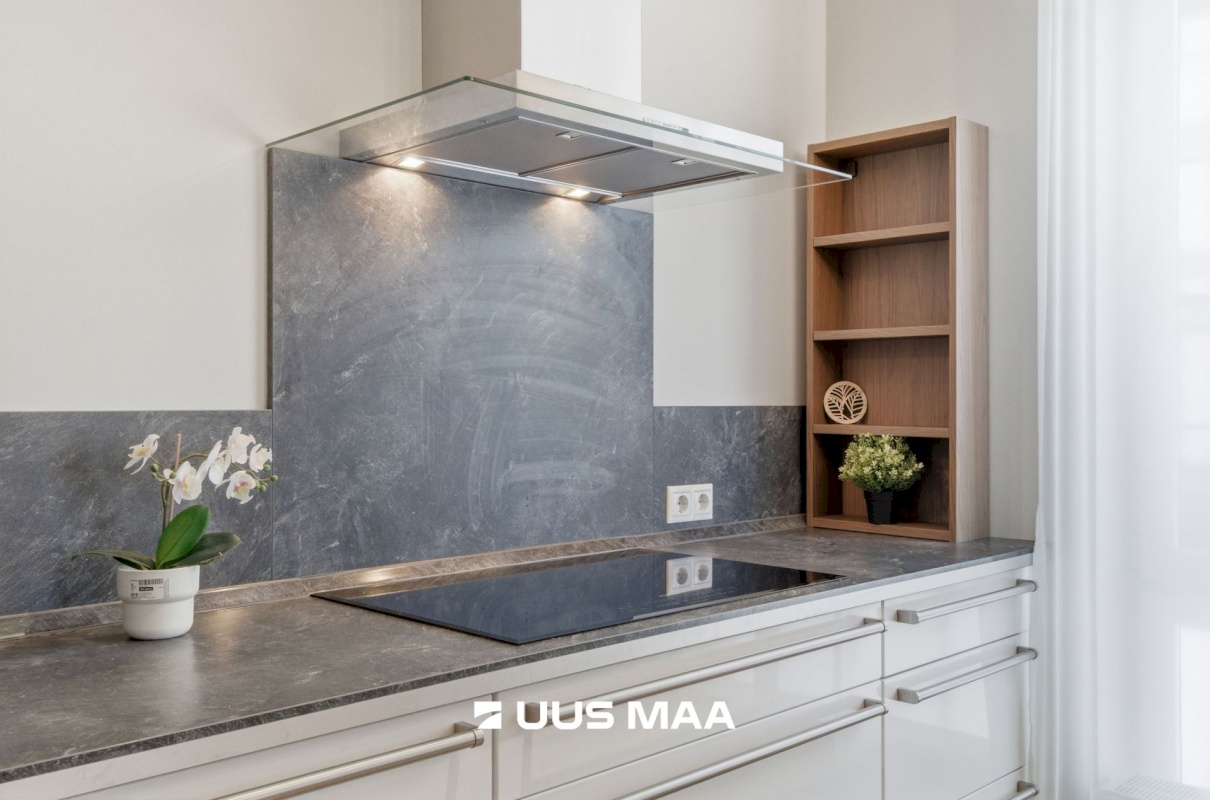 Tallinn, Kesklinna linnaosa, Kadriorg, Liivaoja 1D