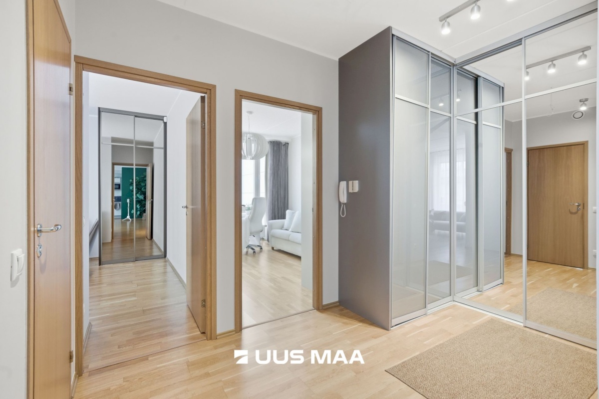 Tallinn, Kesklinna linnaosa, Kadriorg, Liivaoja 1D