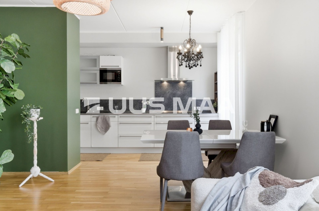 Tallinn, Kesklinna linnaosa, Kadriorg, Liivaoja 1D