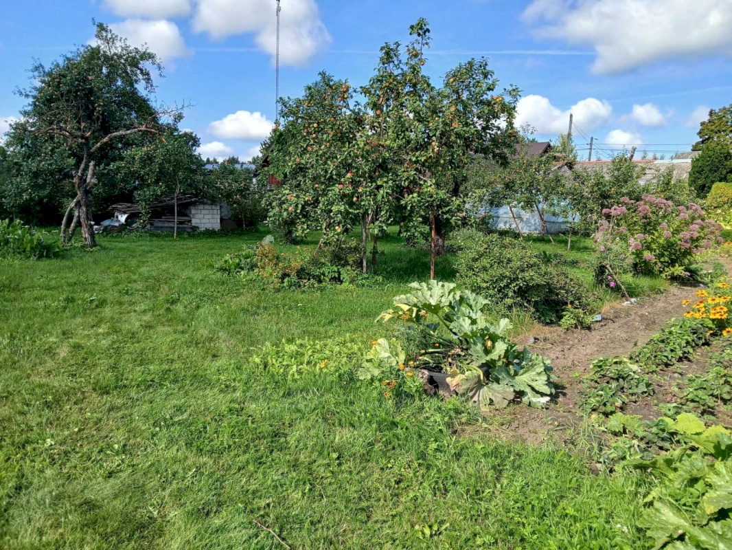 Saarde vald, Kilingi-Nõmme linn, Pärnu mnt 121