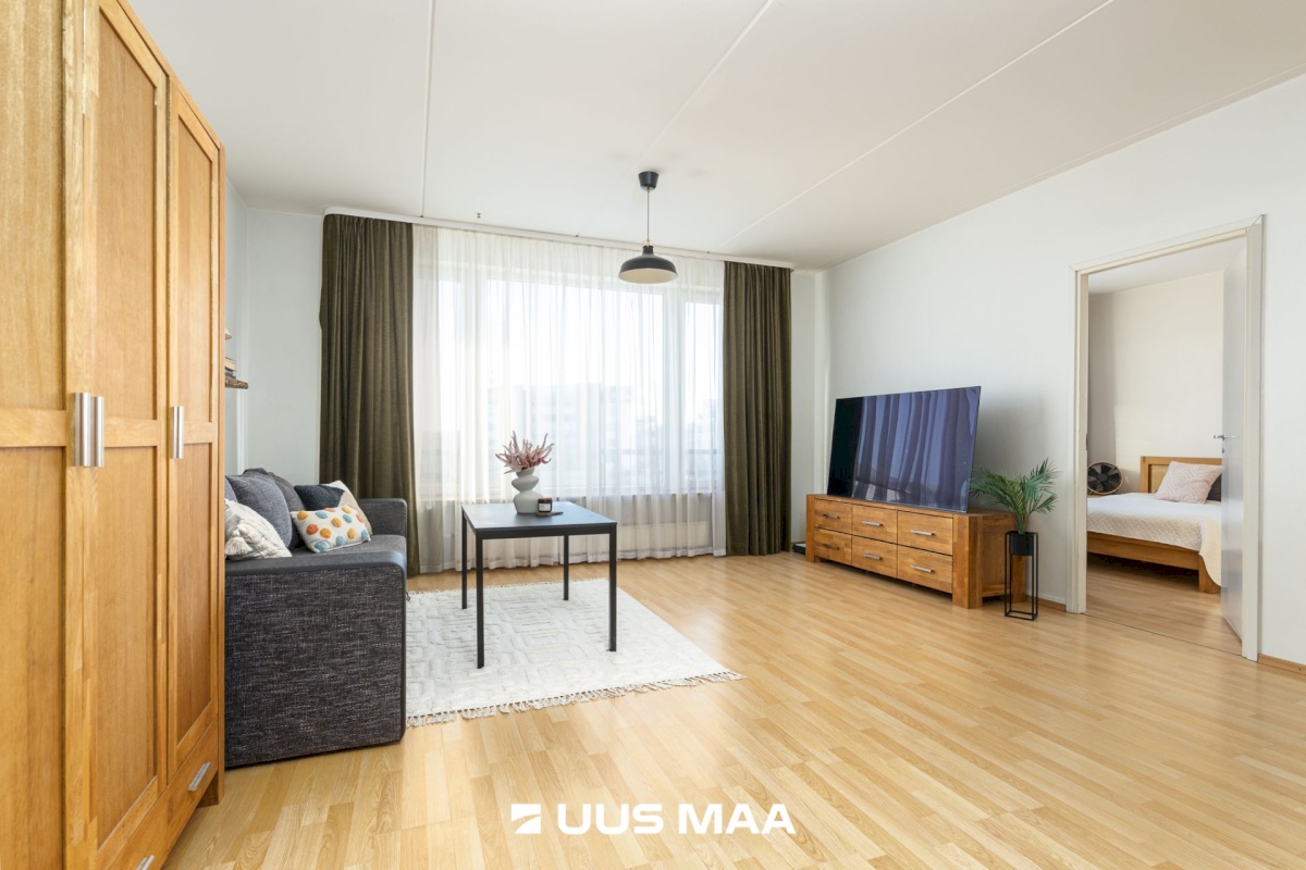 Tallinn, Mustamäe linnaosa, Kadaka, Kadaka pst 169b