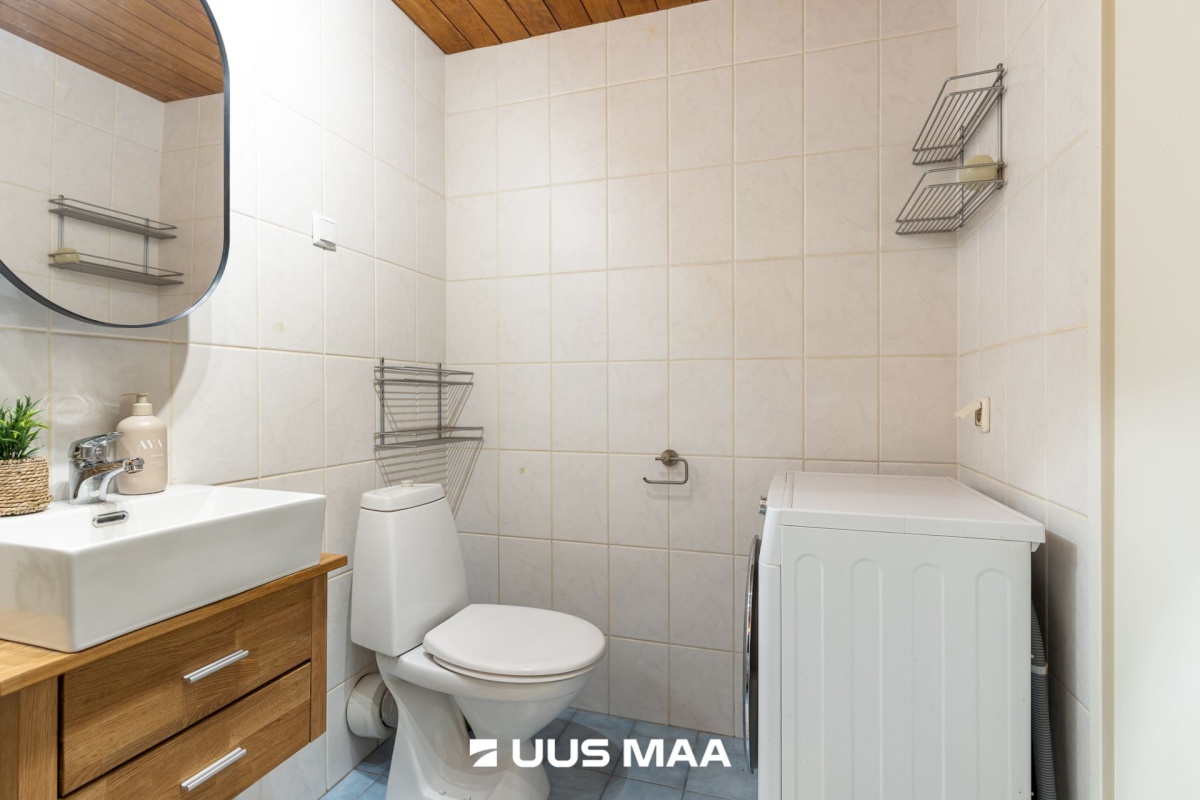 Tallinn, Mustamäe linnaosa, Kadaka, Kadaka pst 169b