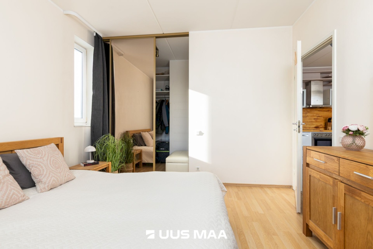 Tallinn, Mustamäe linnaosa, Kadaka, Kadaka pst 169b