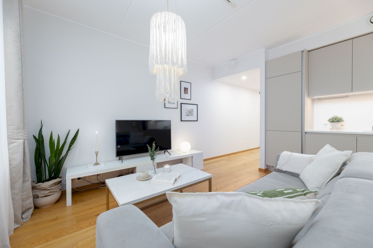 Tallinn, Kesklinna linnaosa, Torupilli, C. R. Jakobsoni 7