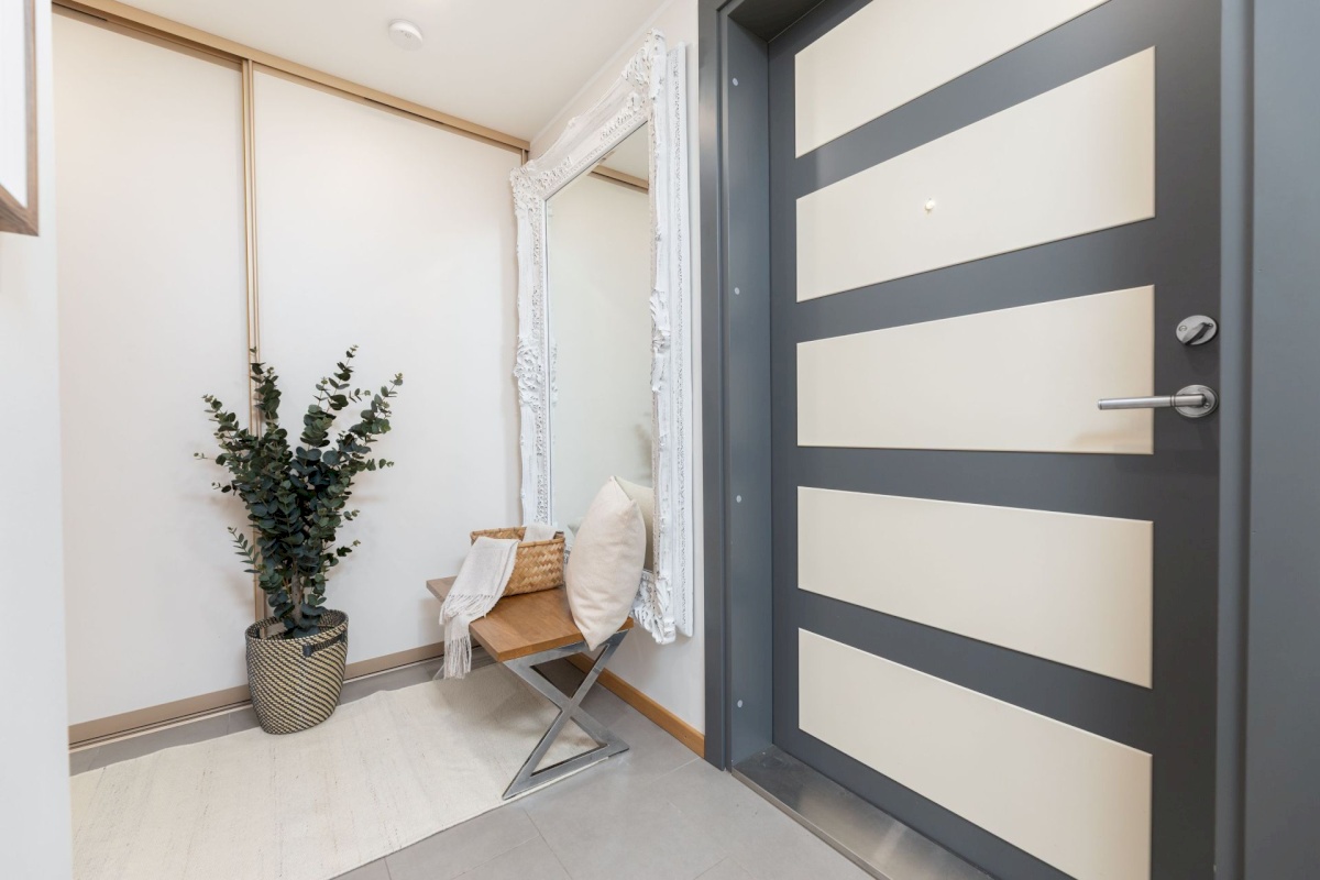 Tallinn, Kesklinna linnaosa, Torupilli, C. R. Jakobsoni 7