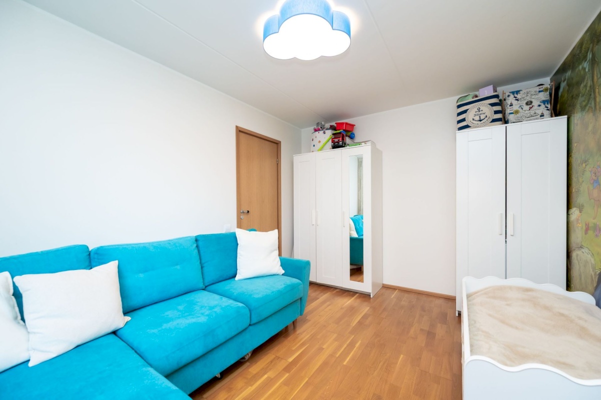 Tallinn, Lasnamäe linnaosa, Uuslinna 5