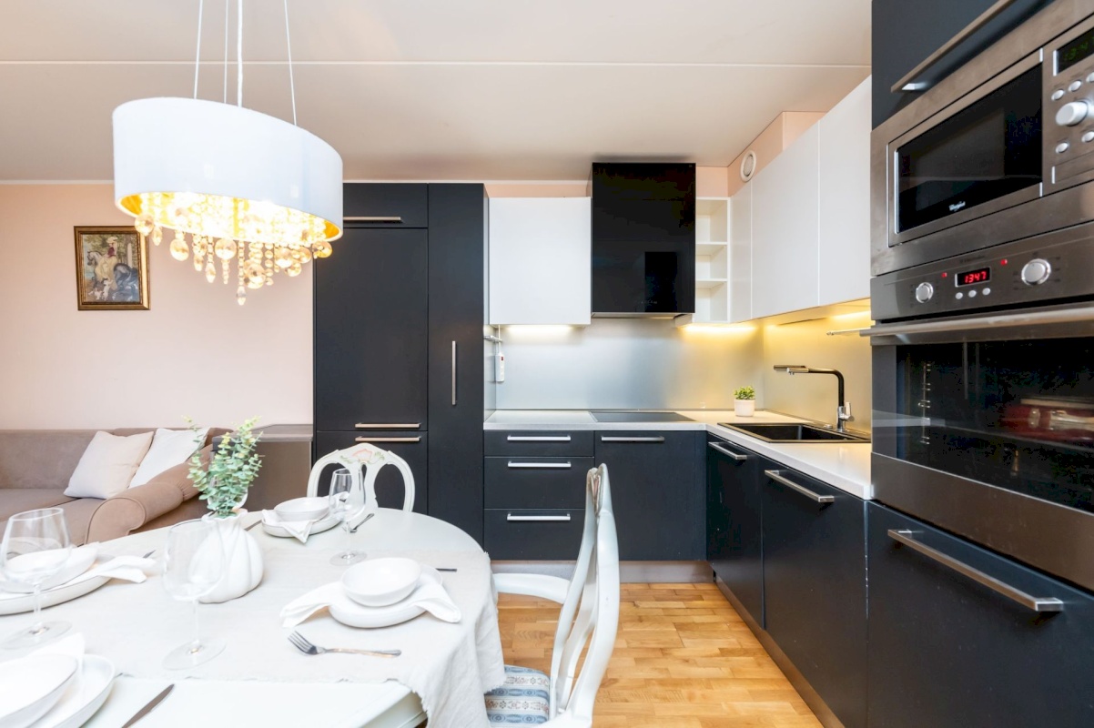 Tallinn, Lasnamäe linnaosa, Uuslinna 5