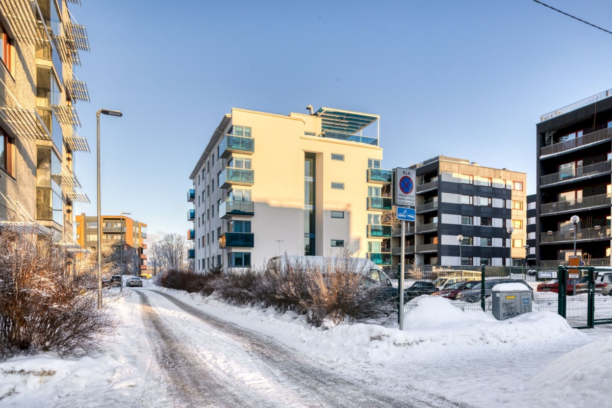 Tallinn, Lasnamäe linnaosa, Uuslinna 5