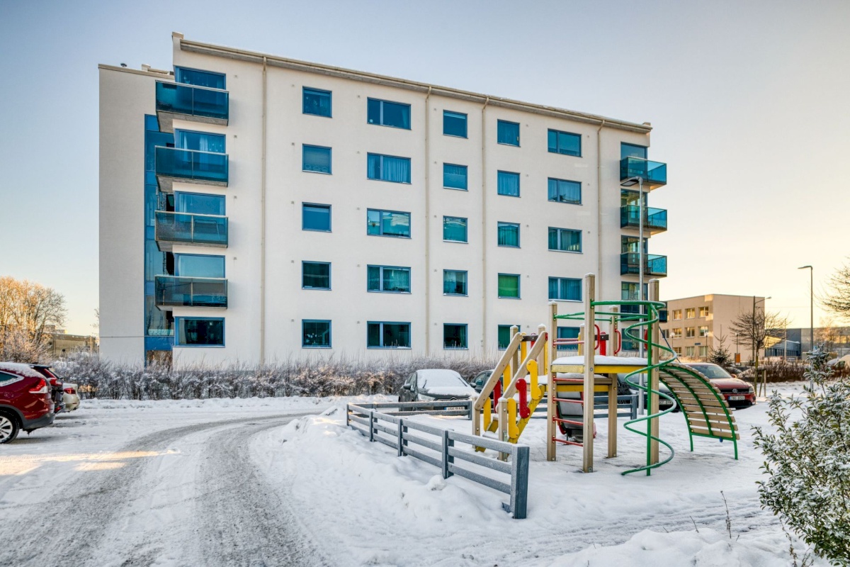 Tallinn, Lasnamäe linnaosa, Uuslinna 5