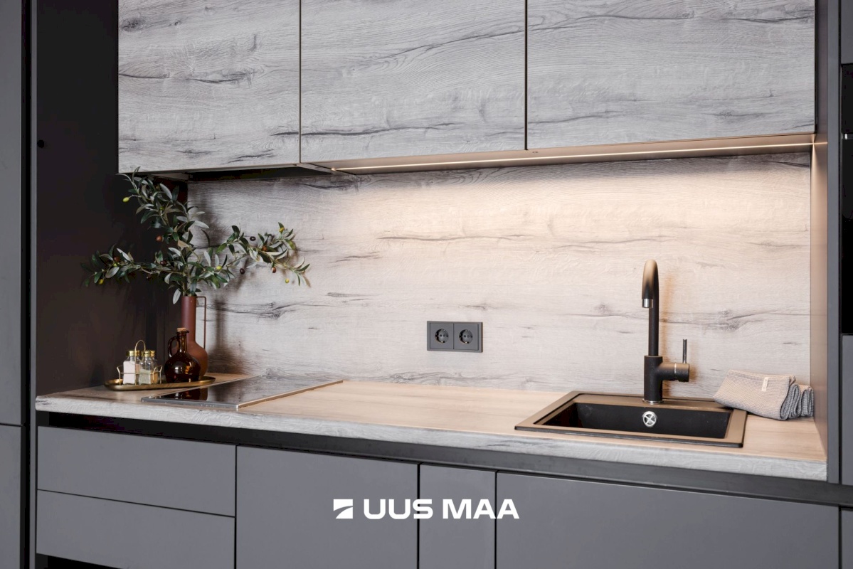 Tallinn, Kesklinna linnaosa, Narva mnt 14