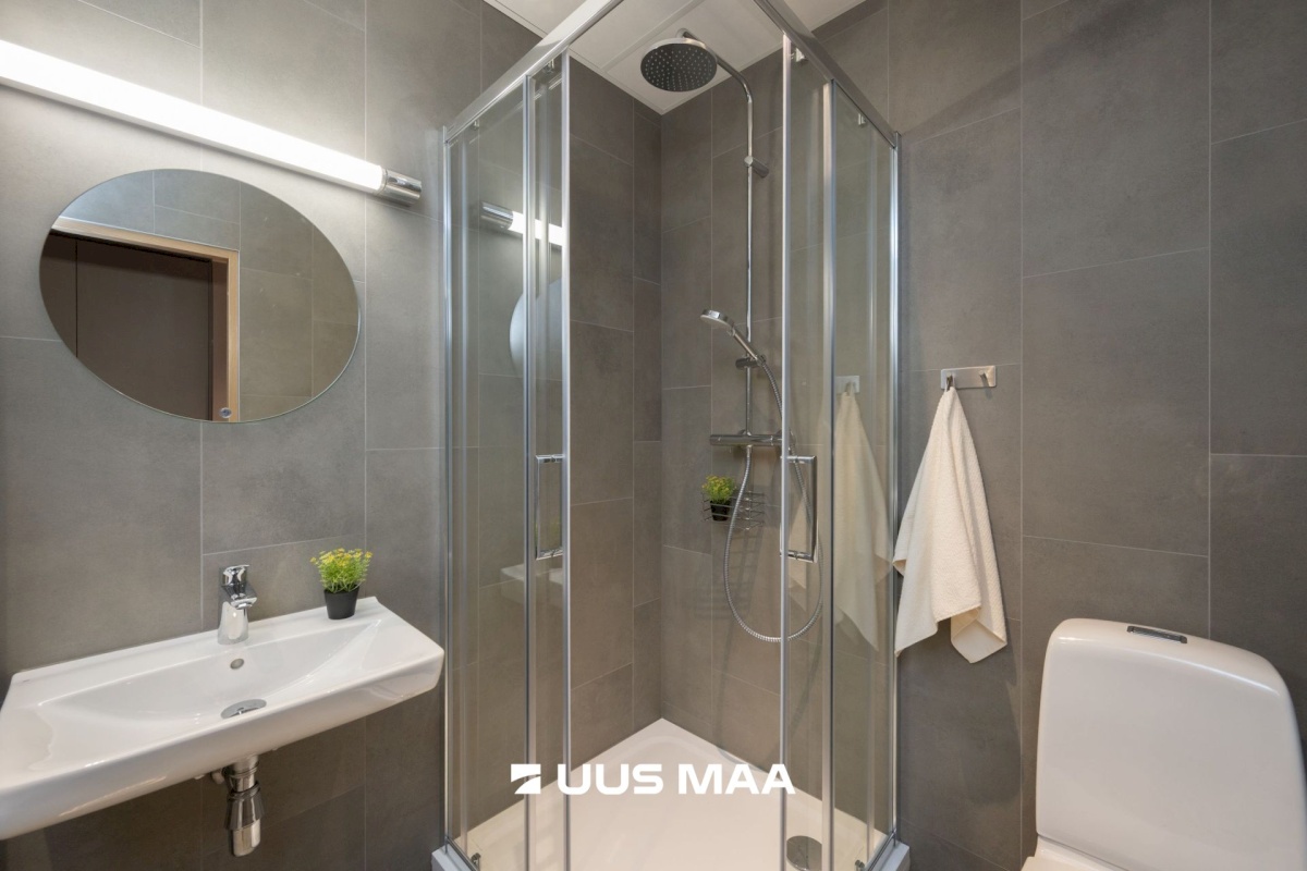 Tallinn, Kesklinna linnaosa, Südalinn, Tartu mnt 18