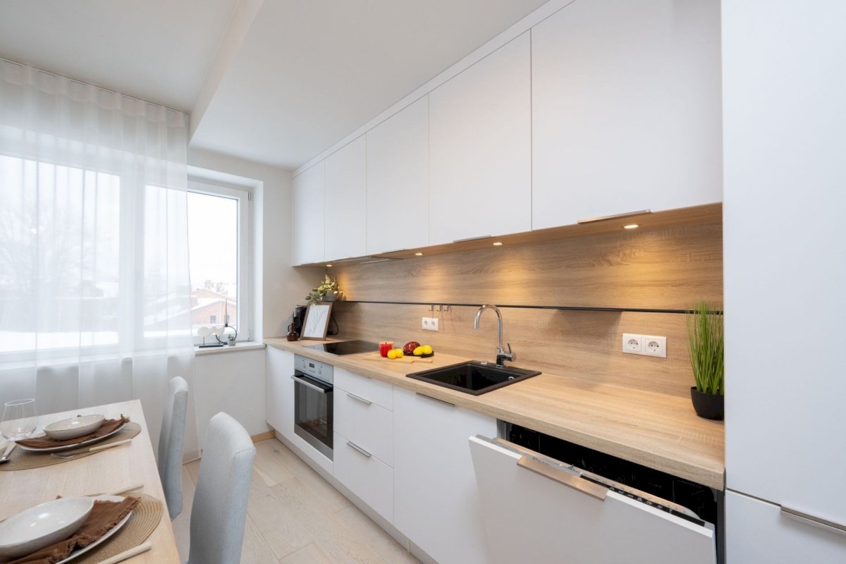 Tallinn, Kristiine linnaosa, Tondi, Sõjakooli 12