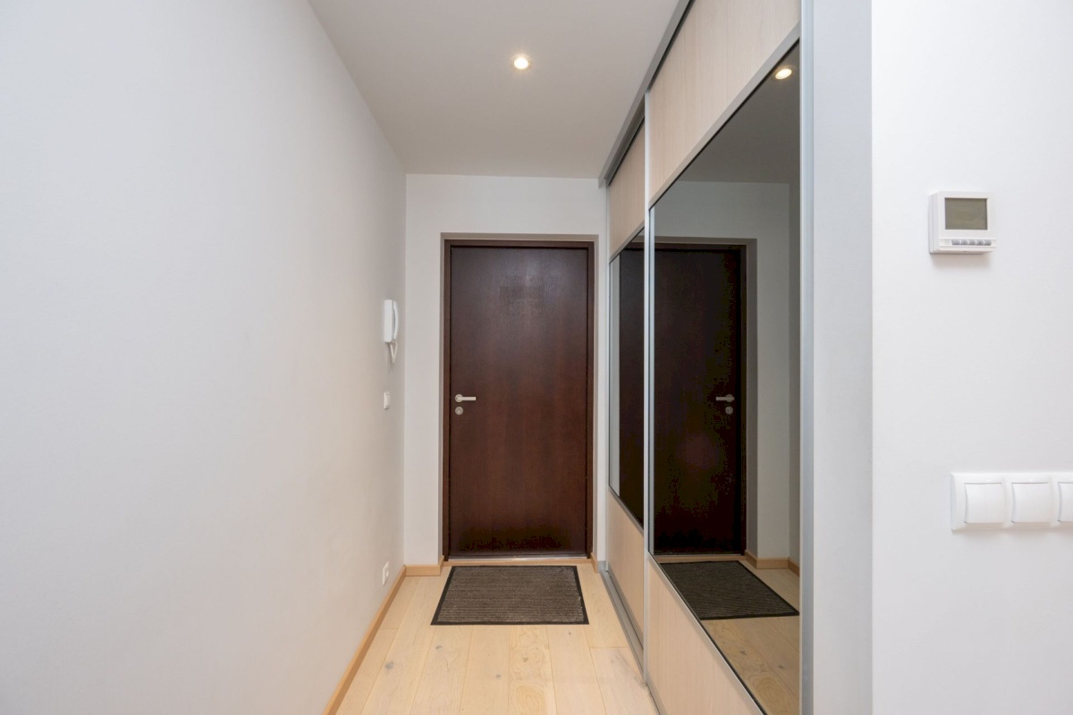 Tallinn, Kristiine linnaosa, Tondi, Sõjakooli 12