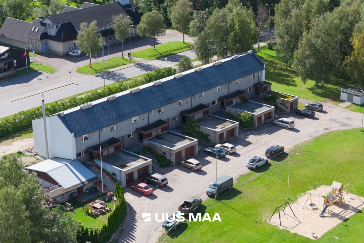 Hiiumaa vald, Kärdla linn, Heltermaa mnt 15