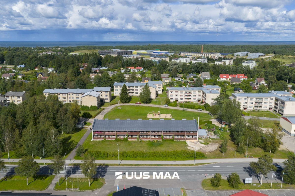 Hiiumaa vald, Kärdla linn, Heltermaa mnt 15