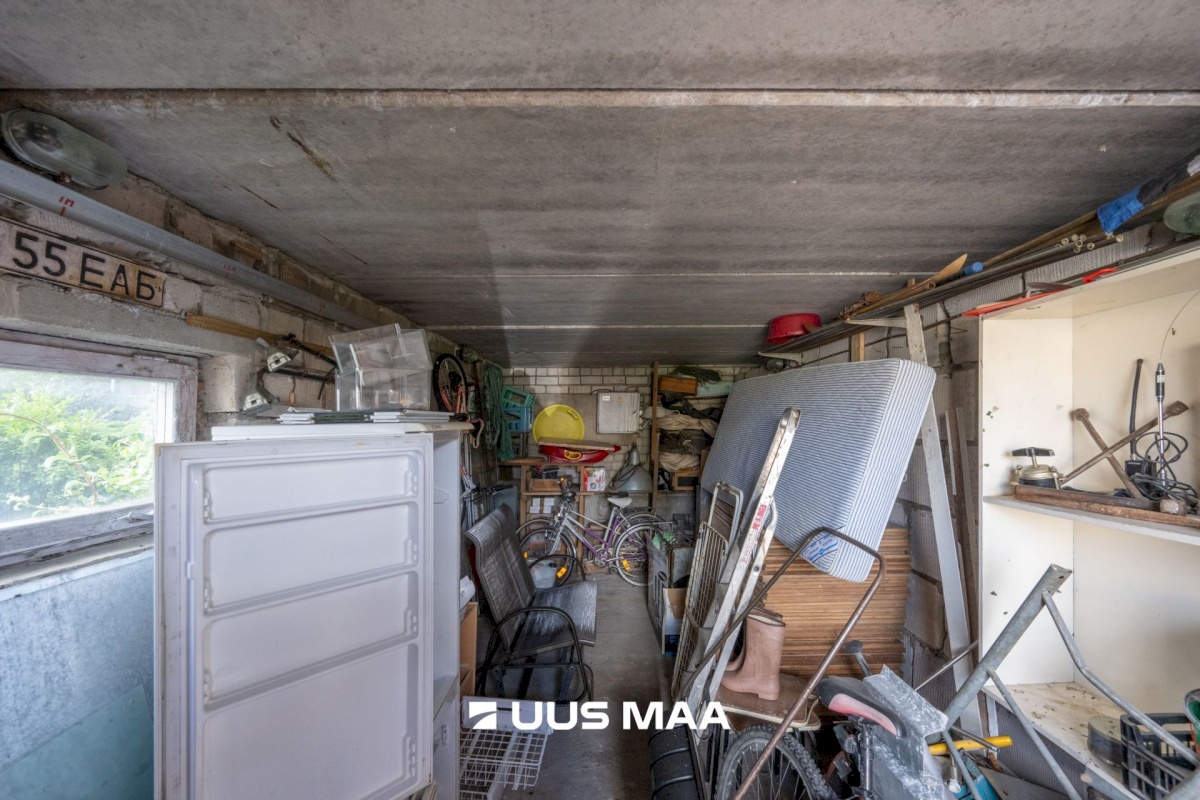 Hiiumaa vald, Kärdla linn, Heltermaa mnt 15