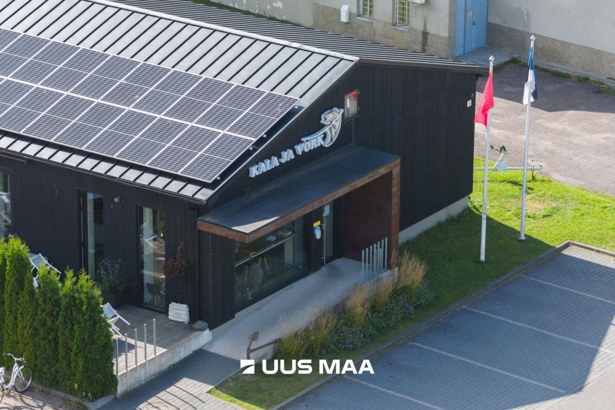 Hiiumaa vald, Kärdla linn, Heltermaa mnt 15