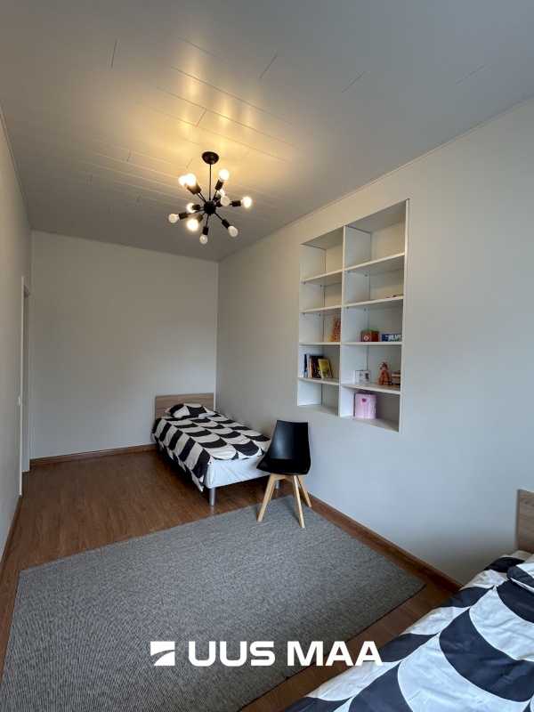 Rakvere linn, Mõisavälja 6