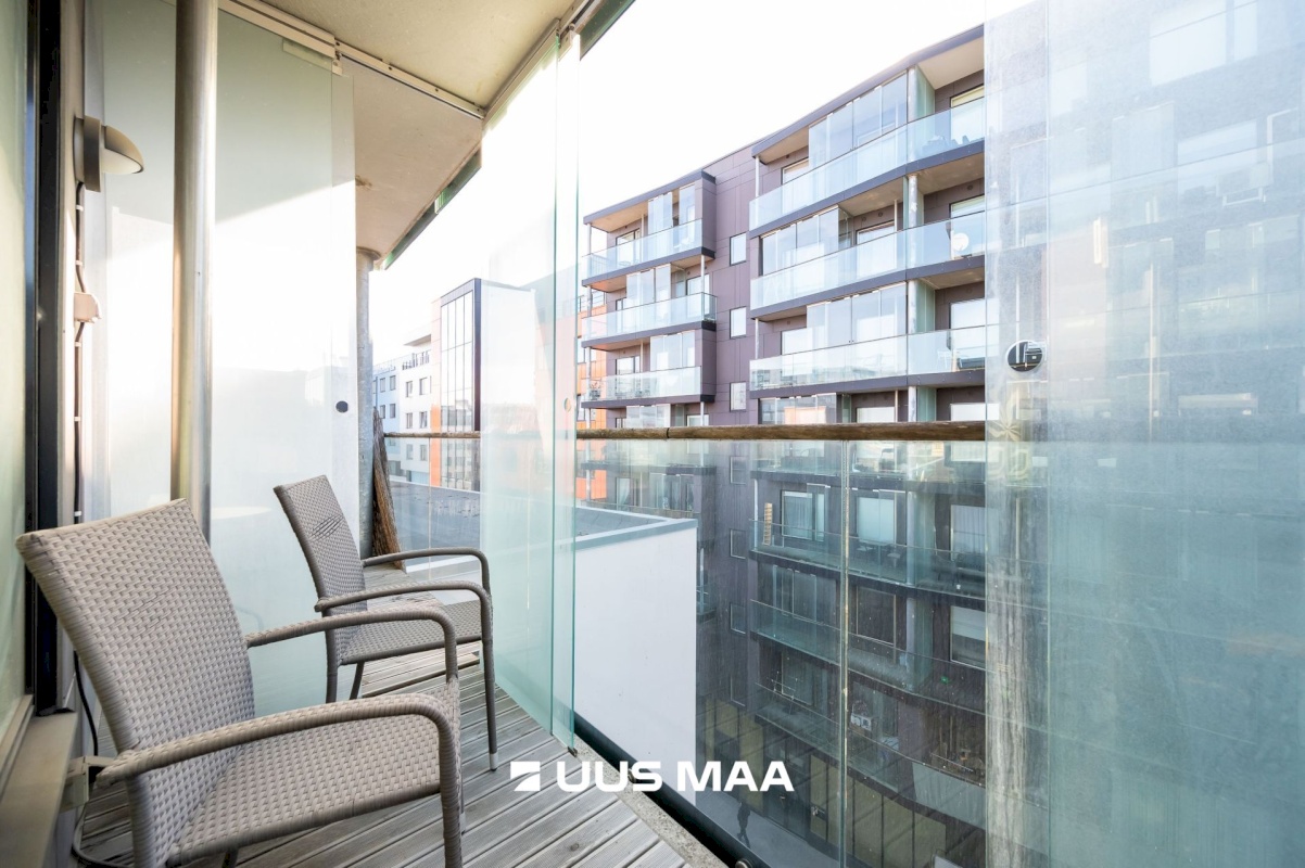 Tallinn, Kesklinna linnaosa, Hobujaama 10