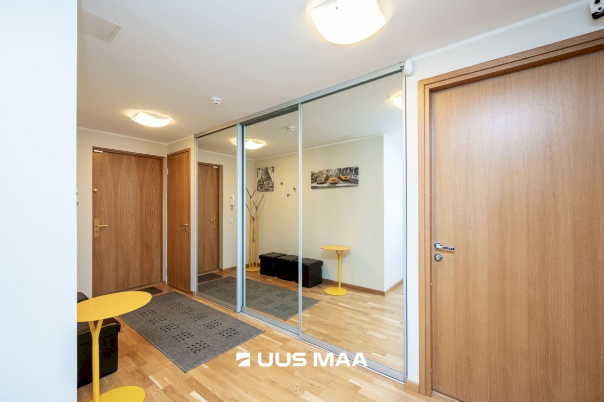 Tallinn, Kesklinna linnaosa, Hobujaama 10