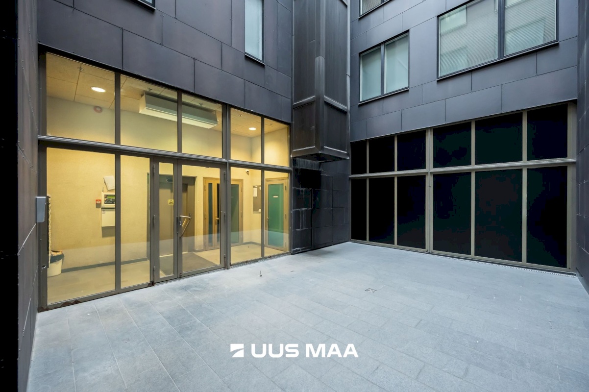 Tallinn, Kesklinna linnaosa, Hobujaama 10