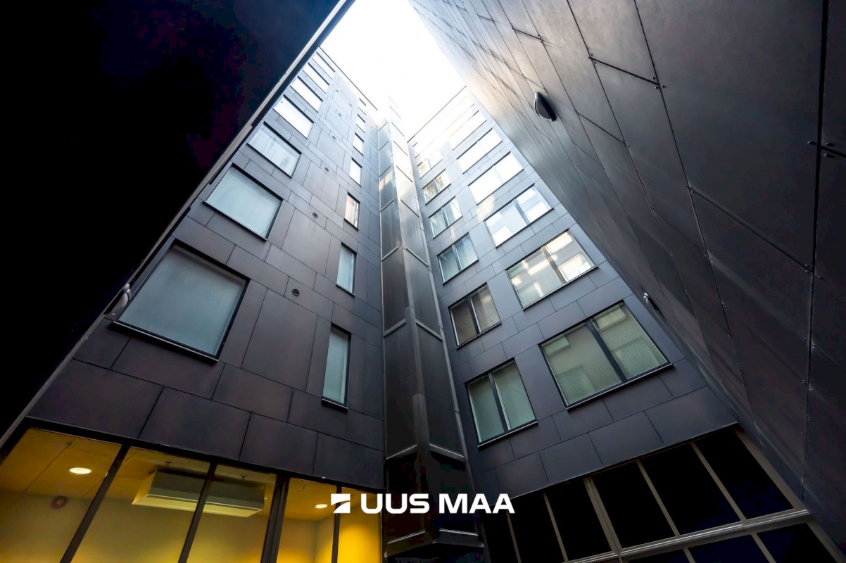 Tallinn, Kesklinna linnaosa, Hobujaama 10