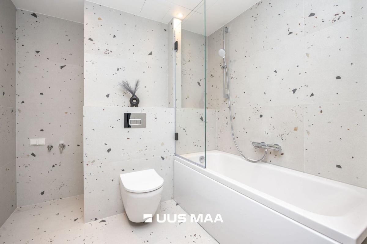 Tallinn, Kesklinna linnaosa, Kassisaba, Luise 13/2-1