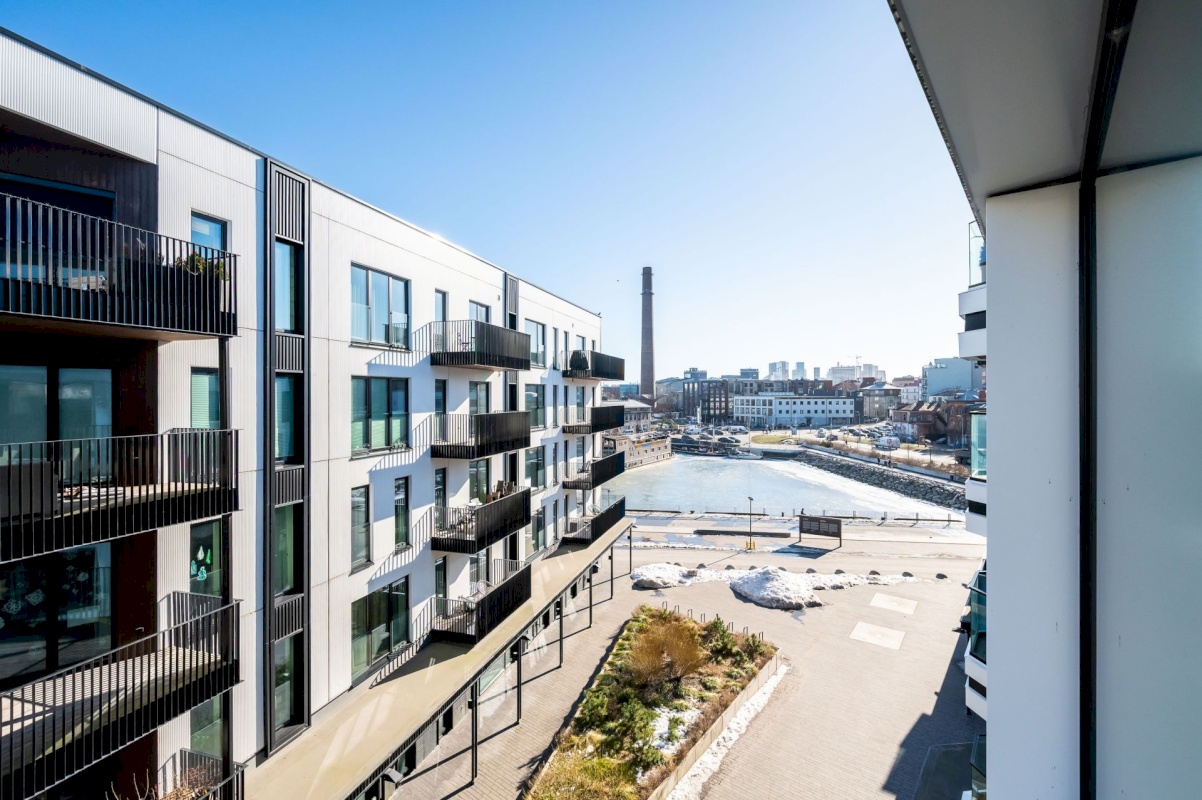 Tallinn, Põhja-Tallinna linnaosa, Kalaranna 8/2