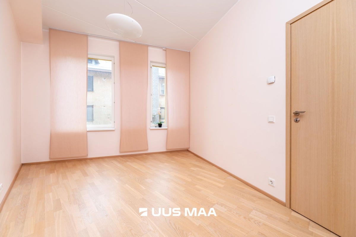 Tallinn, Kesklinna linnaosa, Veerenni, Uus-Tatari 12-1