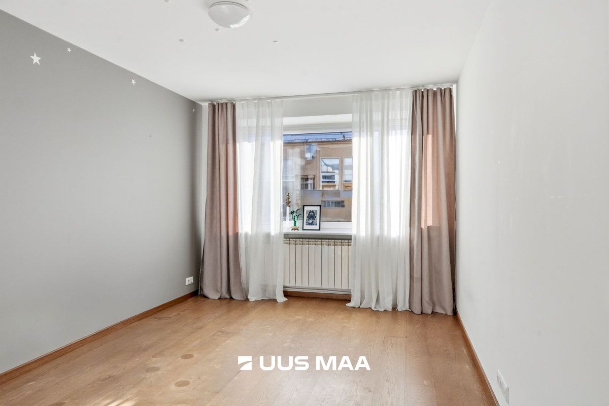 Tallinn, Kesklinna linnaosa, Kadriorg, F. R Faehlmanni 7