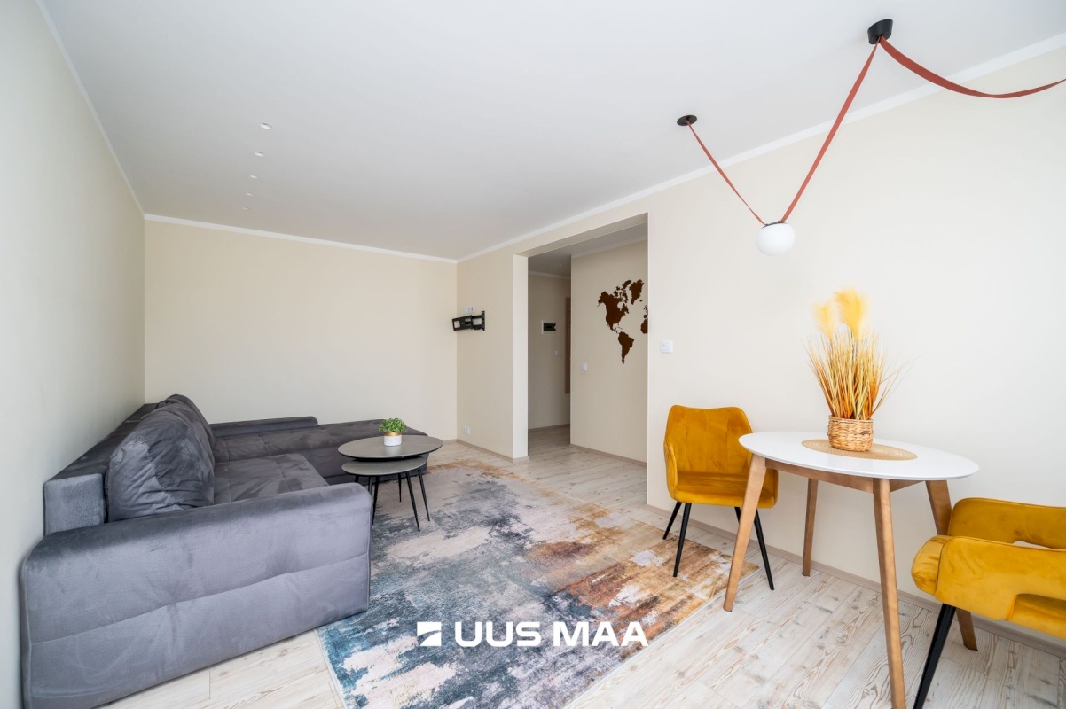 Tallinn, Mustamäe linnaosa, Akadeemia tee 6