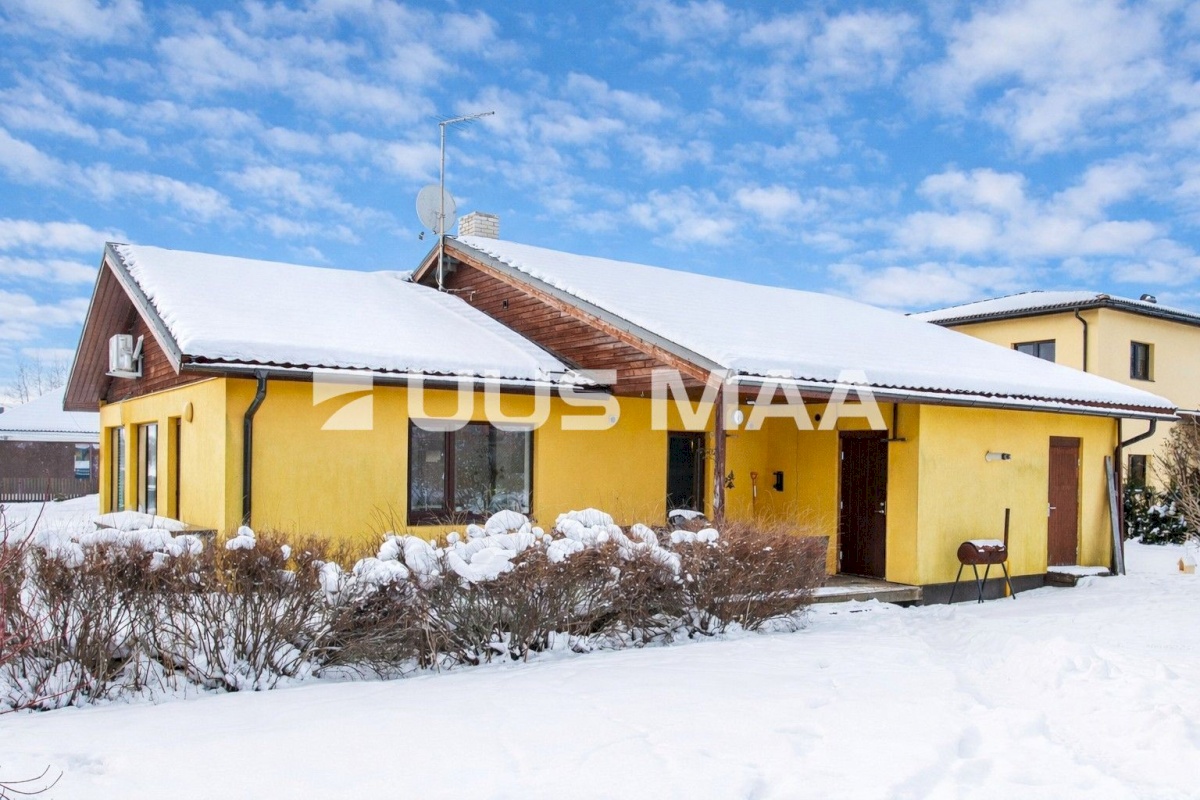 Rae vald, Rae küla, Roosipõõsa tee 7