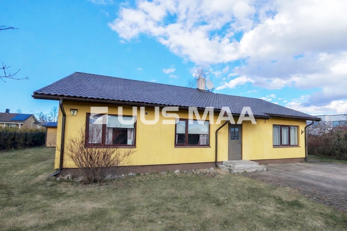 Rae vald, Rae küla, Roosipõõsa tee 7