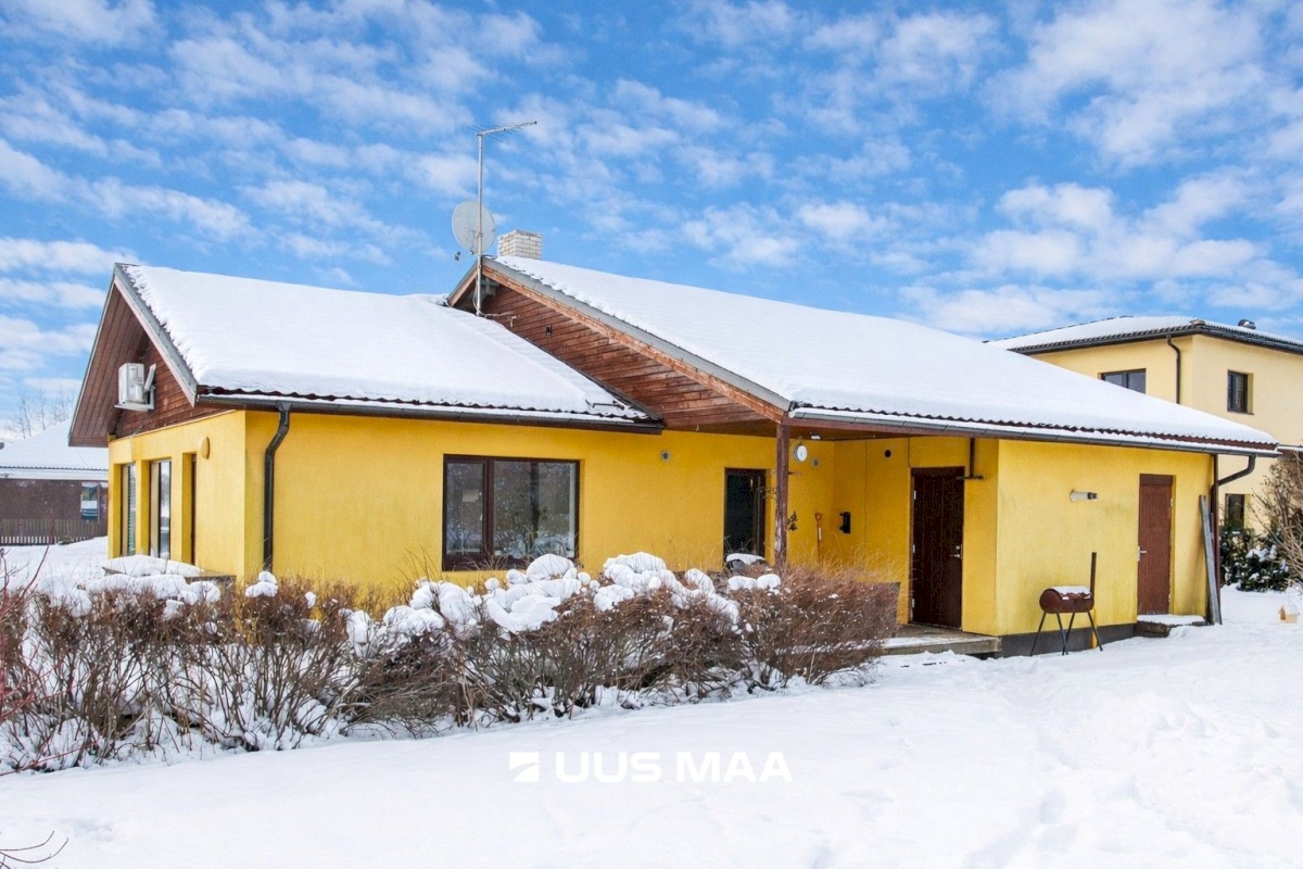 Rae vald, Rae küla, Roosipõõsa tee 7