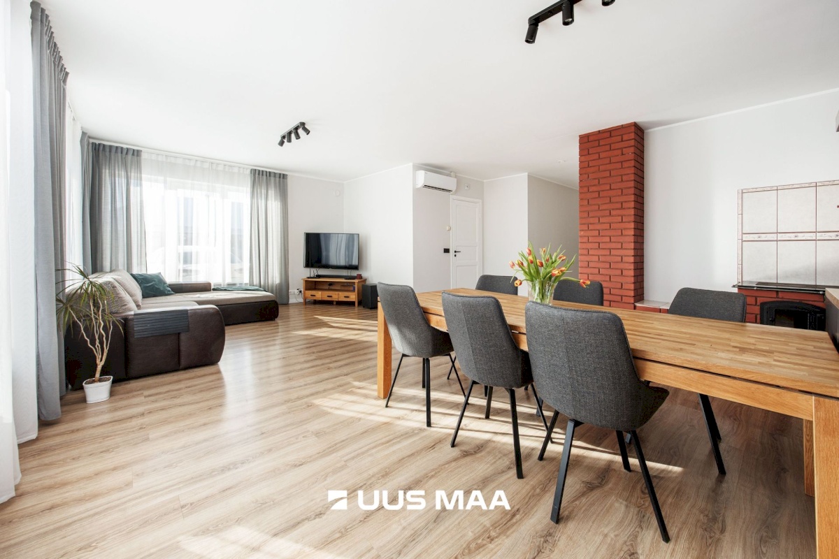 Rae vald, Rae küla, Roosipõõsa tee 7