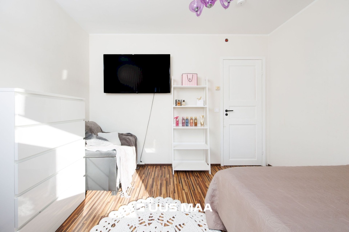 Rae vald, Rae küla, Roosipõõsa tee 7