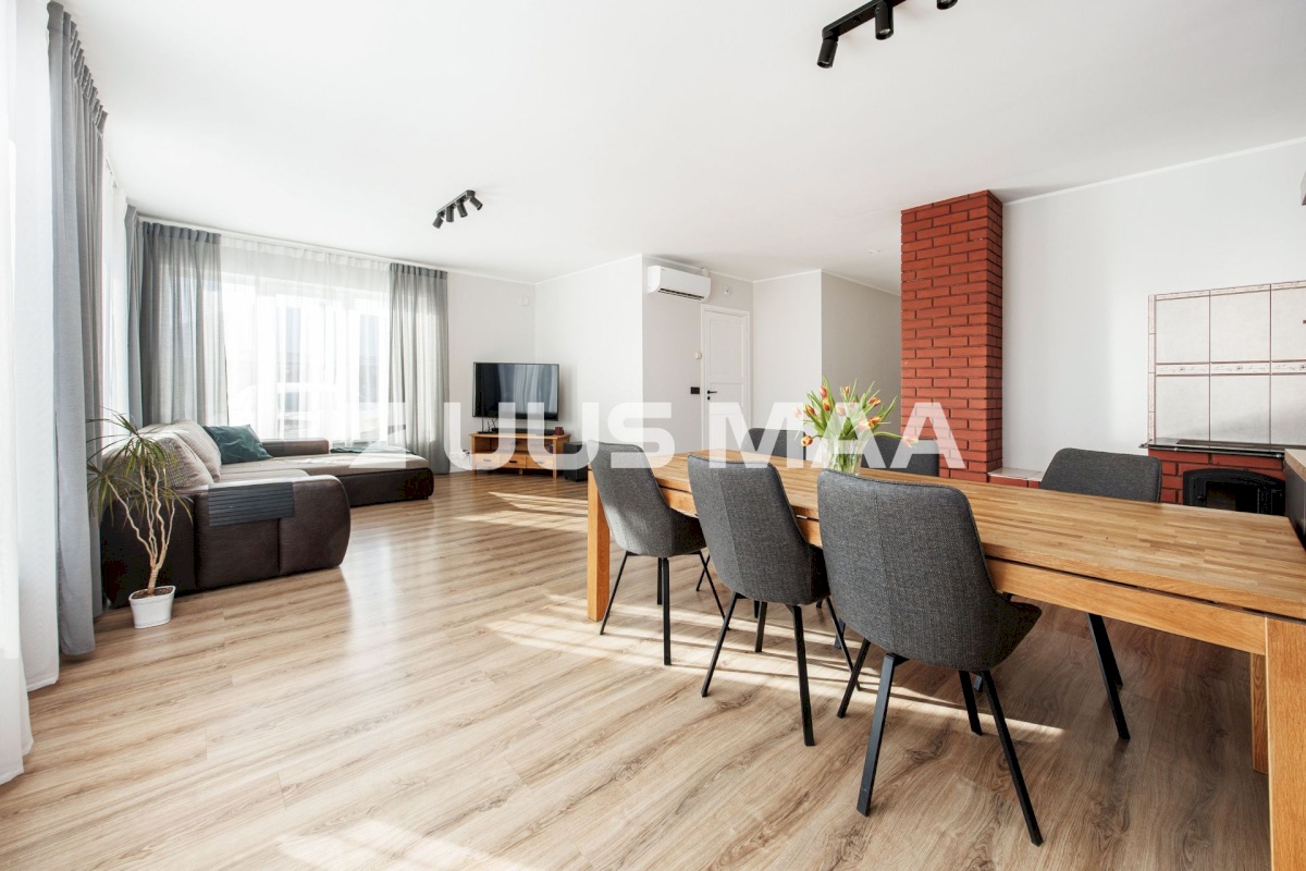 Rae vald, Rae küla, Roosipõõsa tee 7