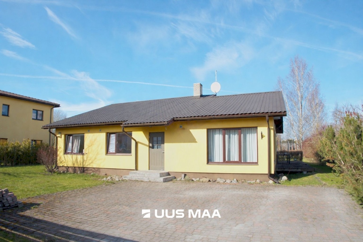 Rae vald, Rae küla, Roosipõõsa tee 7