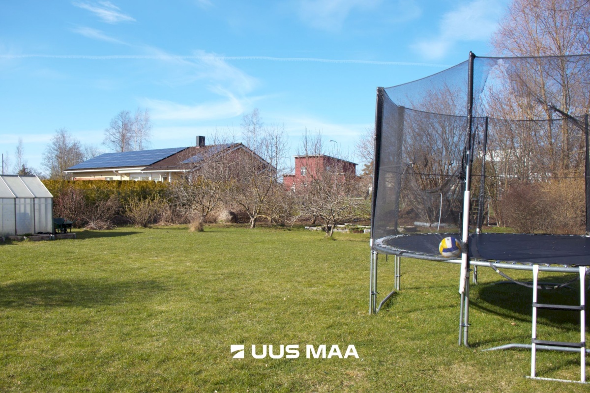 Rae vald, Rae küla, Roosipõõsa tee 7