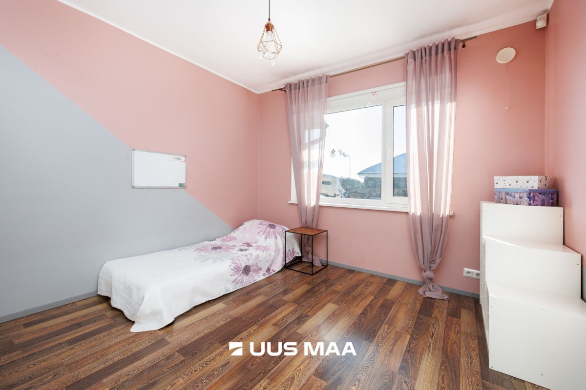 Rae vald, Rae küla, Roosipõõsa tee 7