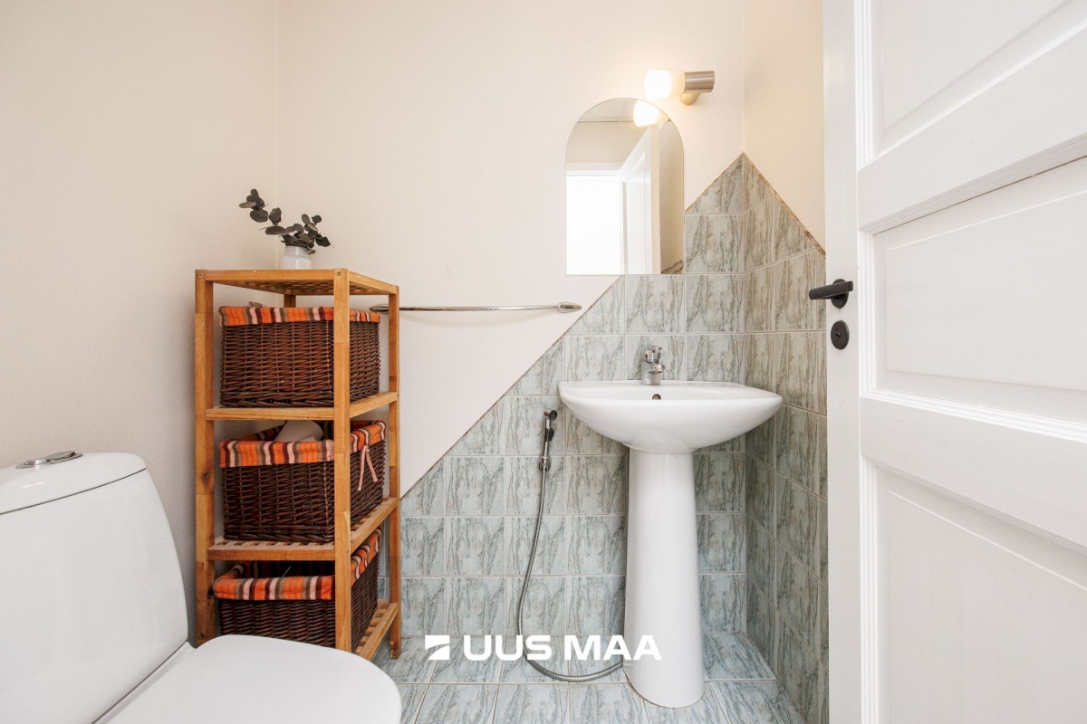 Rae vald, Rae küla, Roosipõõsa tee 7