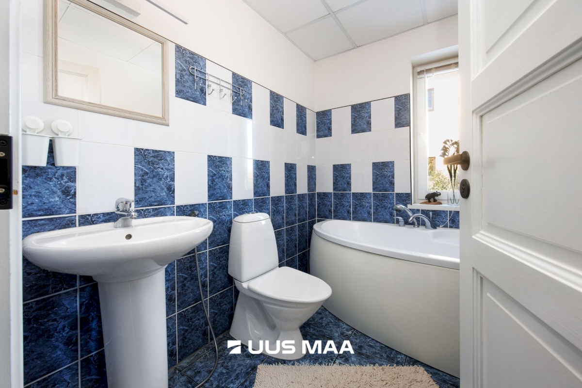 Rae vald, Rae küla, Roosipõõsa tee 7