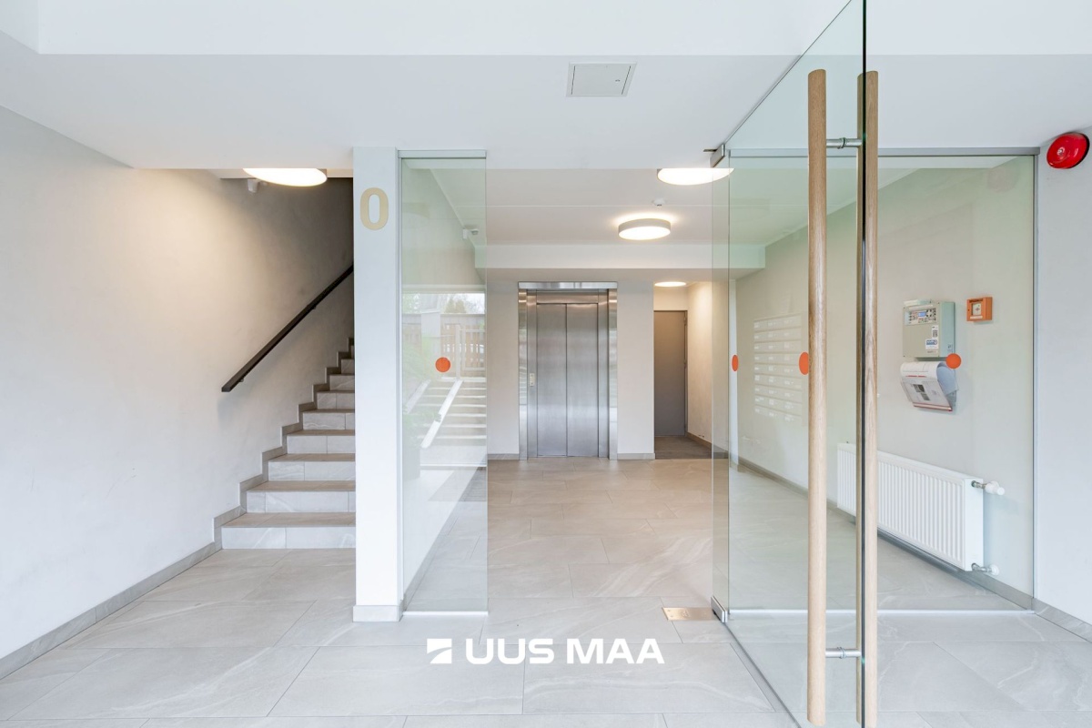 Tallinn, Kristiine linnaosa, Tihase tn 25